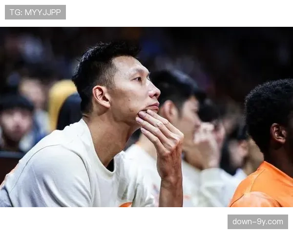 老兵不死：易建联关键防守回合的经验与判断